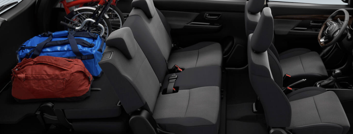 Suzuki Ertiga with one row down for cargo